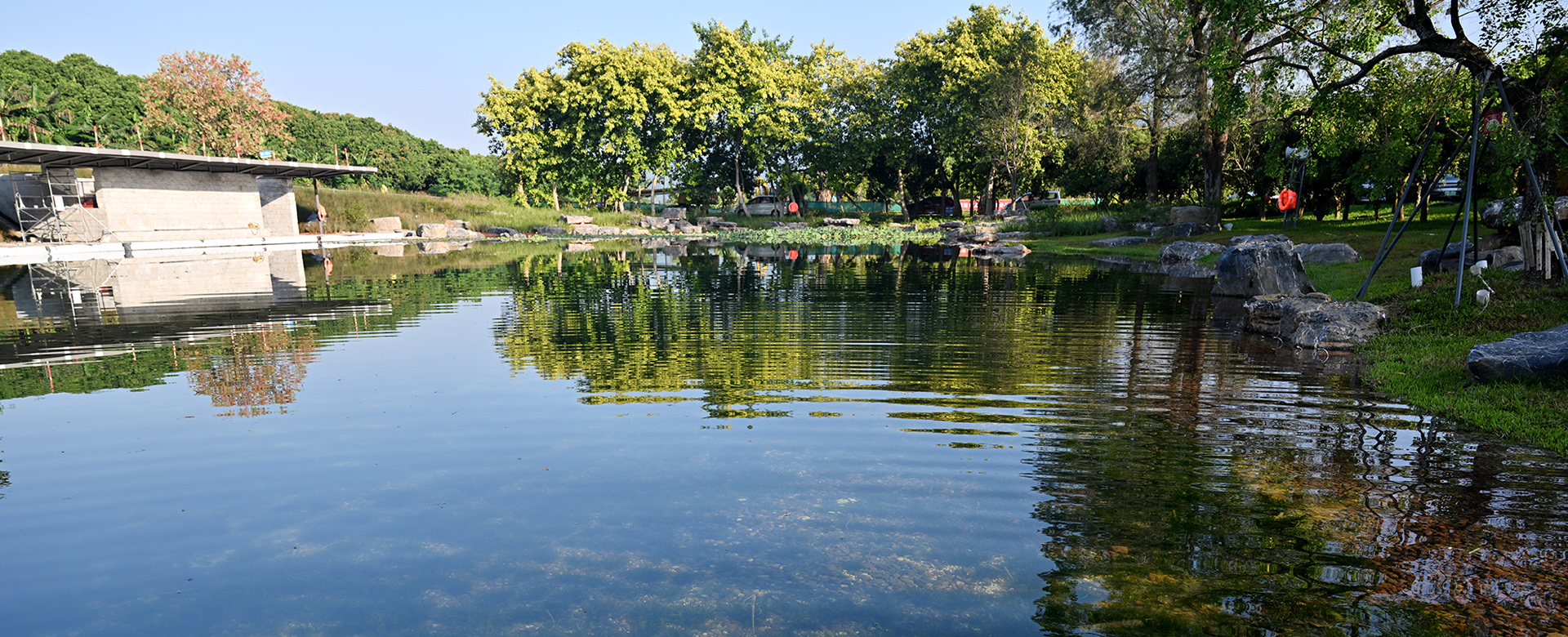 深圳環(huán)西麗湖綠道人工湖